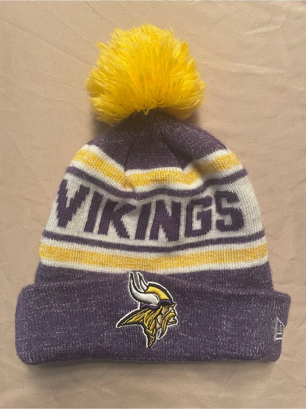 New Era Minnesota Vikings Knit Pom Beanie - Purple, Yellow & White